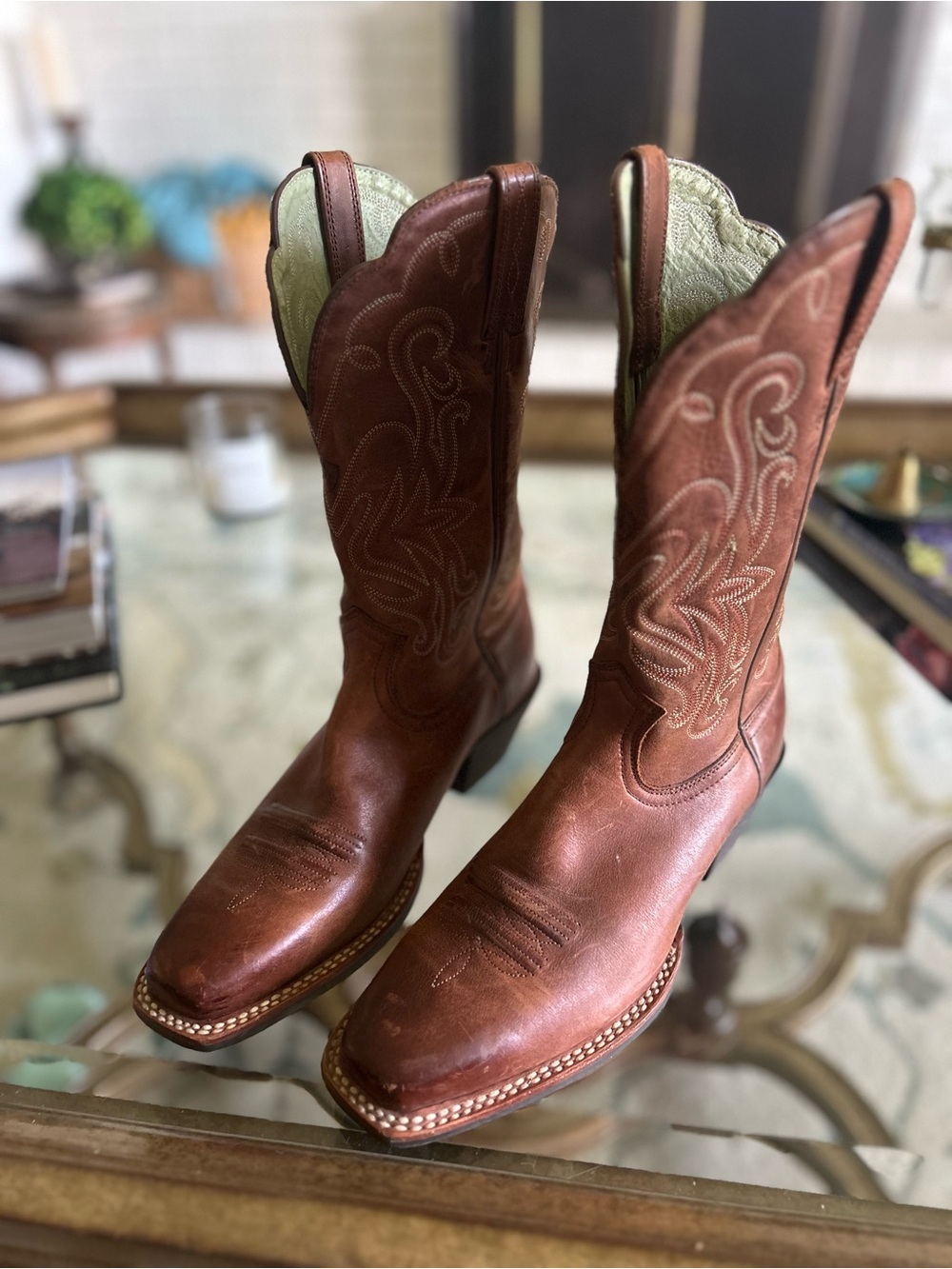 Ariat Brown Leather Women's Western Boots size 7.5 B